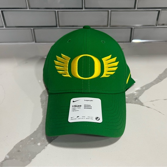 Nike Accessories New Nike Oregon Ducks Adjustable Wings Green Hat